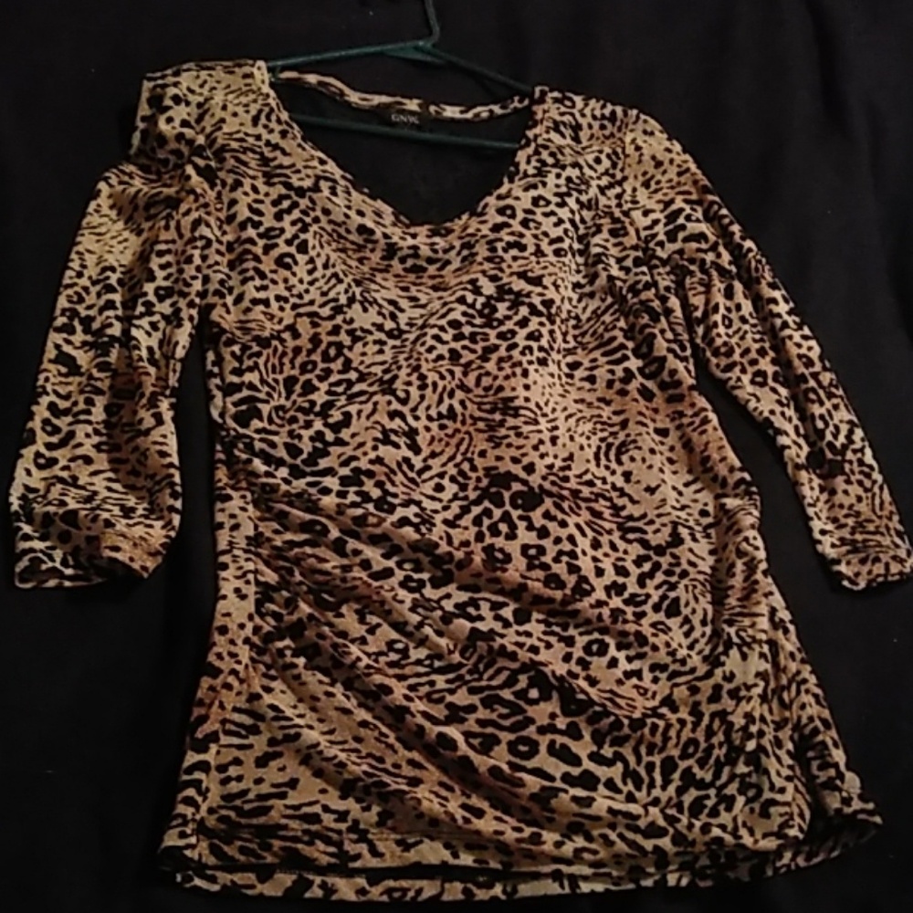 Leopard Top